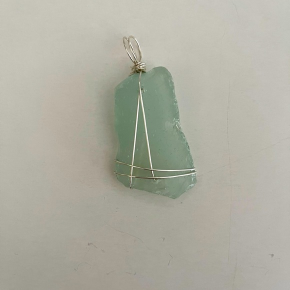 Jewelry - BEACH GLASS PENDANT